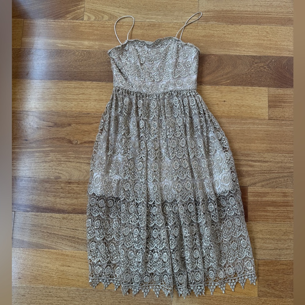 Alice + Olivia Strapless Dress in gold